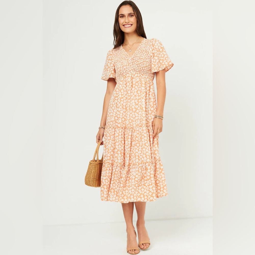 NWOT Peach Floral Tiered Midi Dress - M